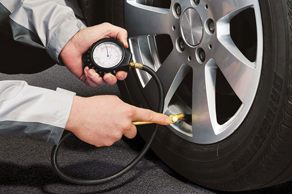 CÁCH KHẮC PHỤC 5 LỖI NHỎ KHIẾN Ô TÔ CHẠY HAO XĂNG